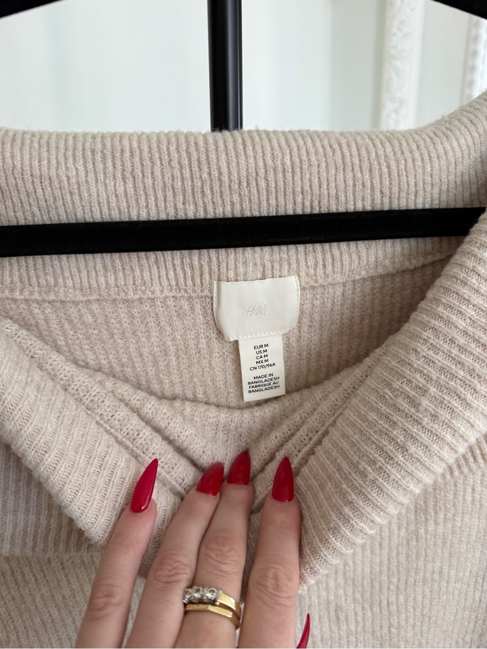 H&M Off-Shoulder Knit Sweater in beige - Oatmeal - Picture 3 of 15